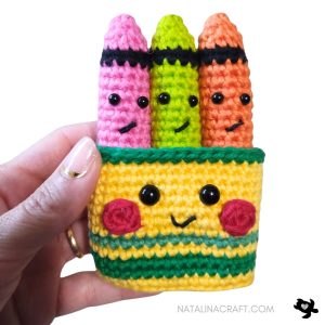 Crayons and box - Free Crochet Pattern