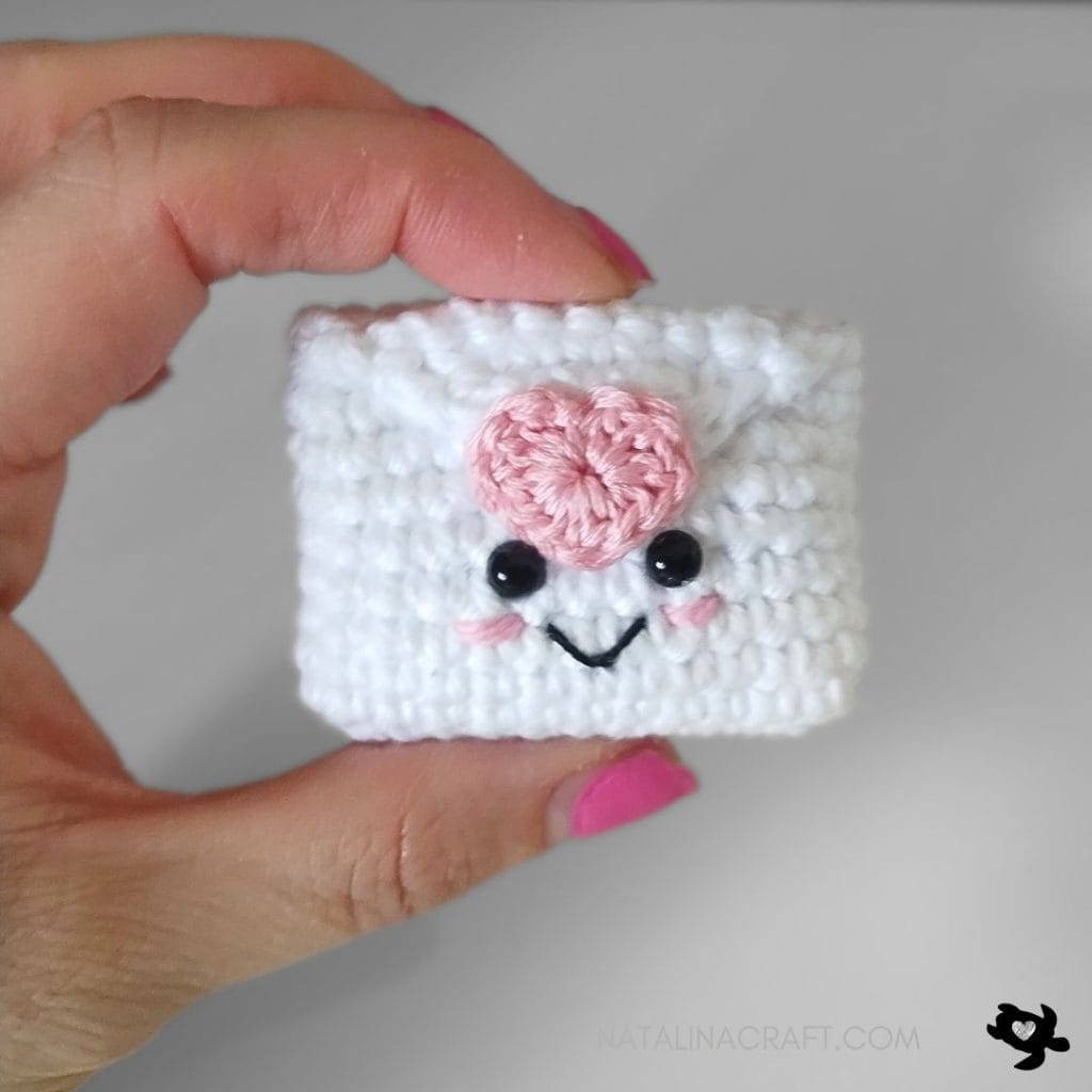 Love letter - Free Crochet Pattern