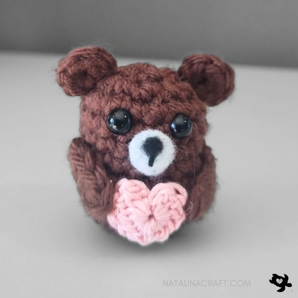 Valentine's Bear - Free Crochet Pattern