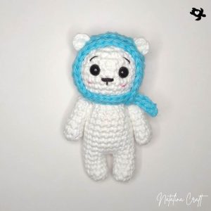 crochet polar bear with blue hat