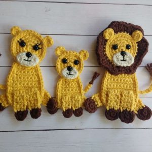 3 crochet lions appliques