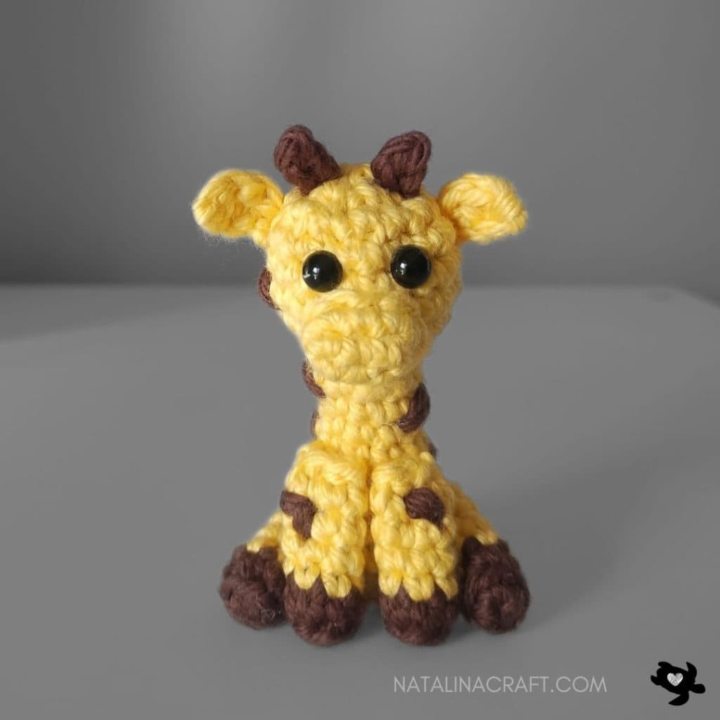 Mini Giraffe Free Crochet Pattern